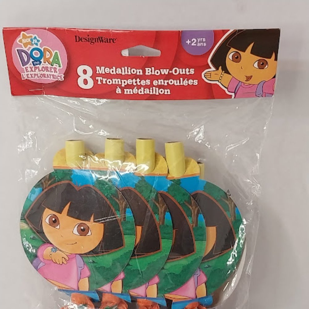 Vtg Nick Jr Dora the Explorer Blow Medallion Blow Outs Blow Horns Party Supplies